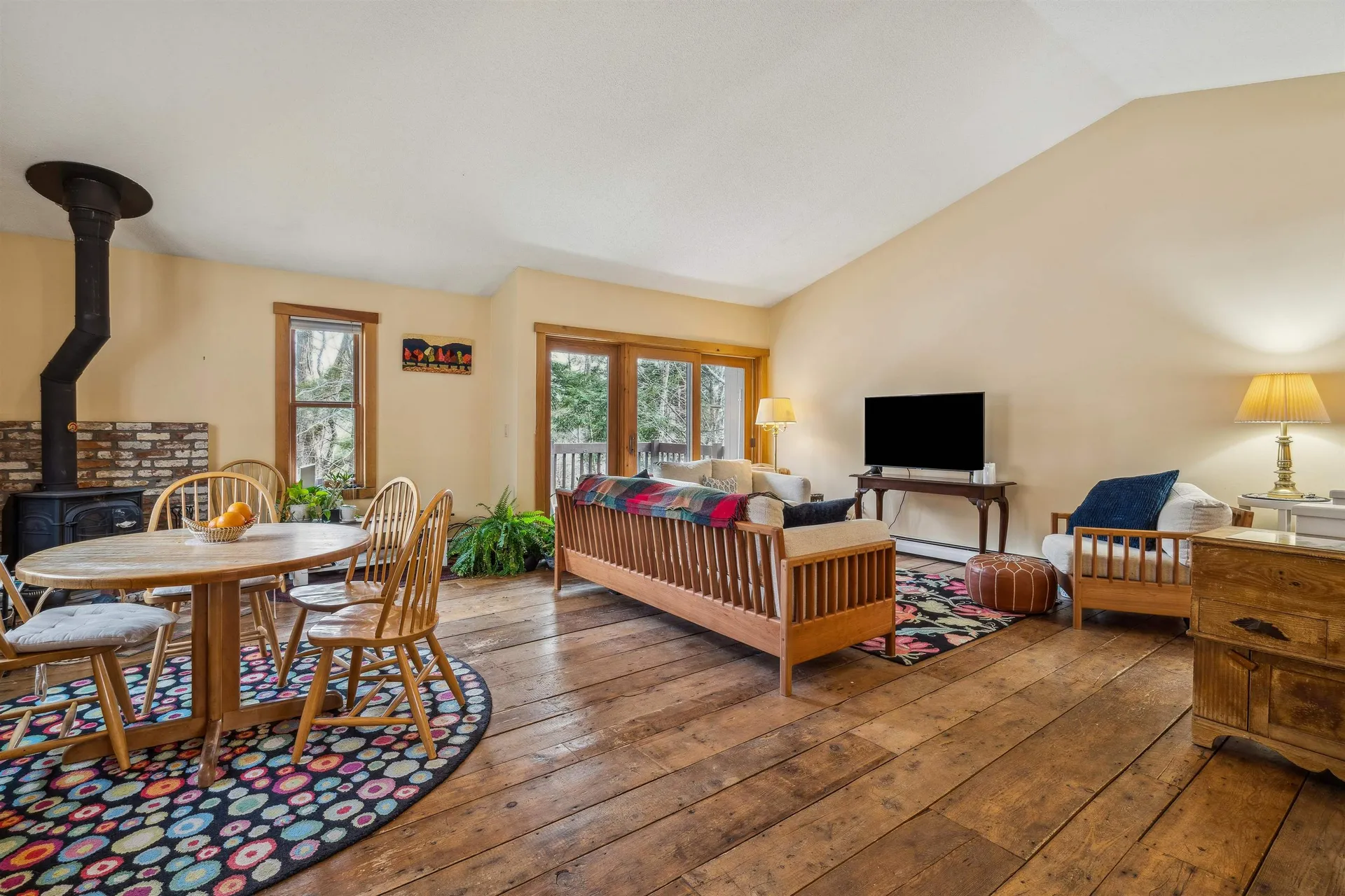 253 Old Quechee Road Hartford VT 05059