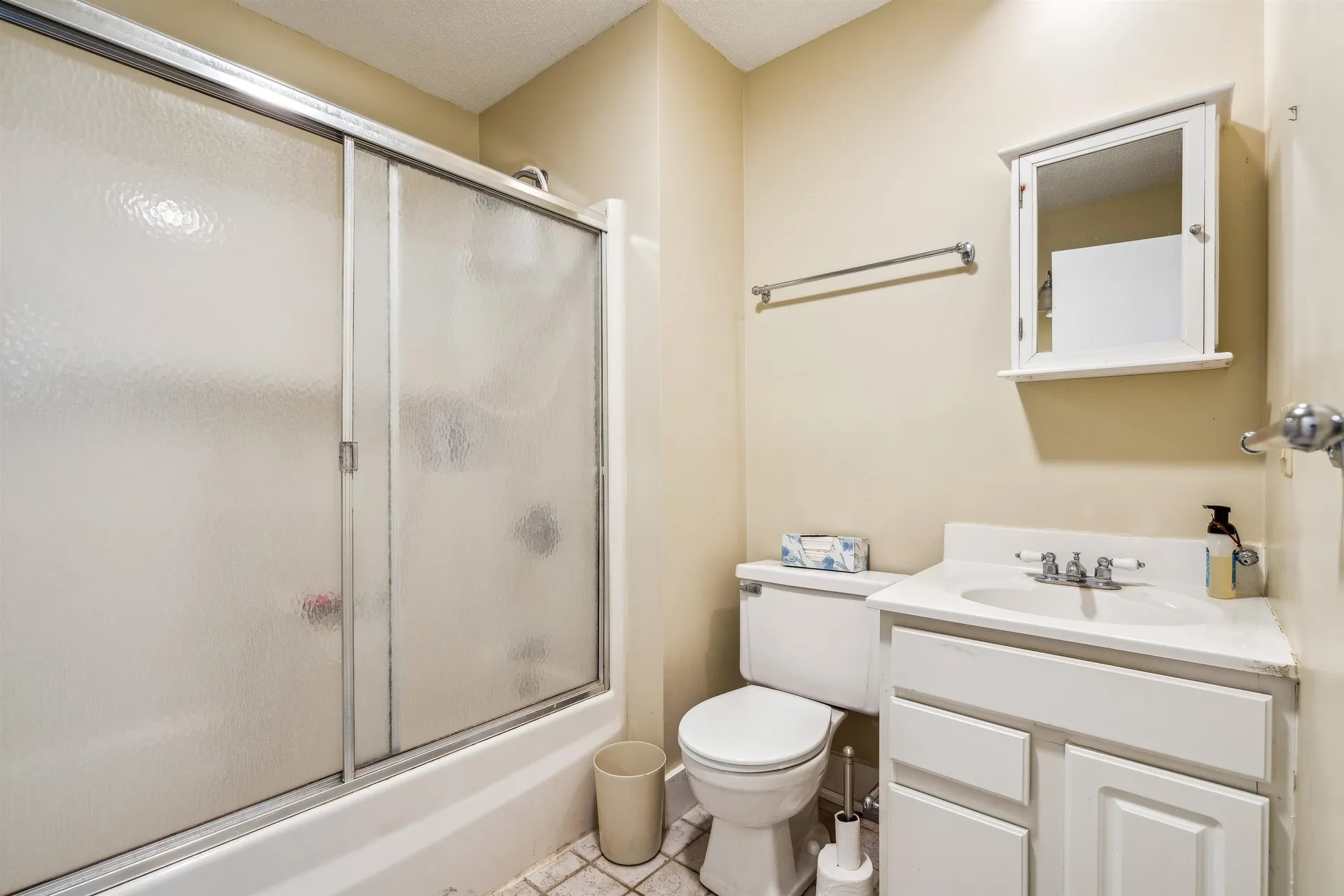 253 Old Quechee Road Hartford VT 05059