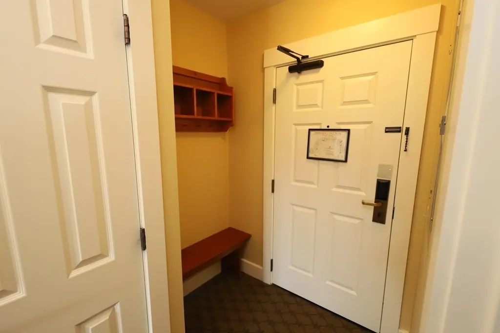 228/230 Qtr. I I I Jackson Gore Inn Ludlow VT 05149