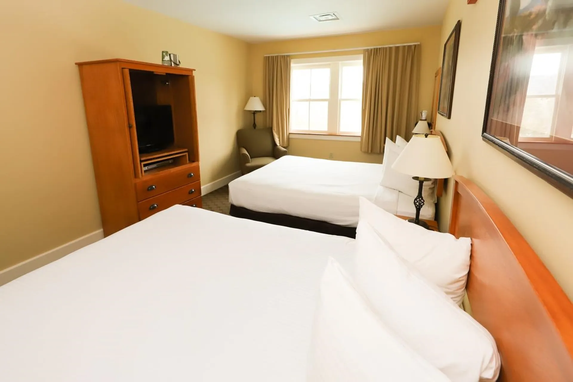 228/230 Qtr. I I I Jackson Gore Inn Ludlow VT 05149