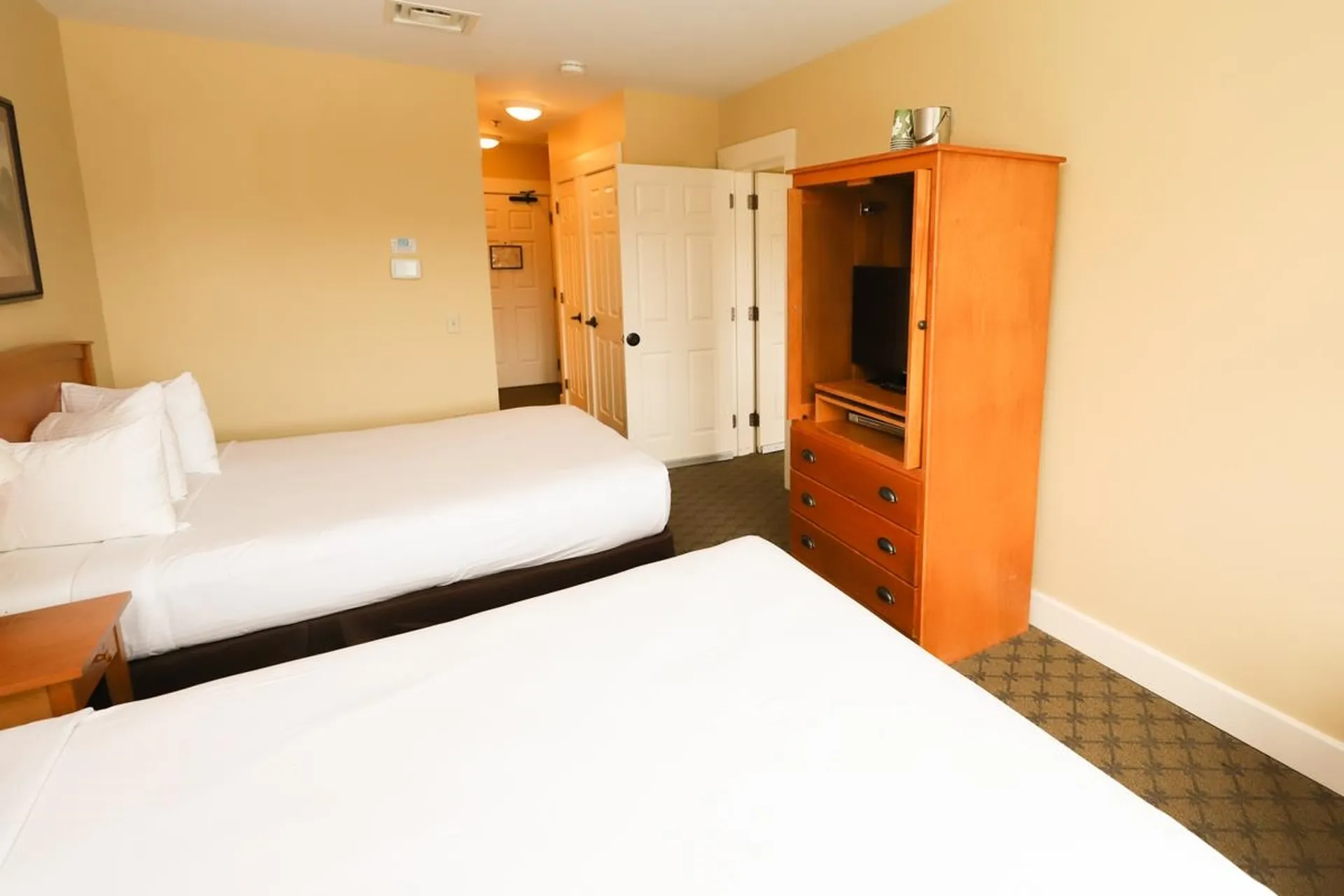 228/230 Qtr. I I I Jackson Gore Inn Ludlow VT 05149