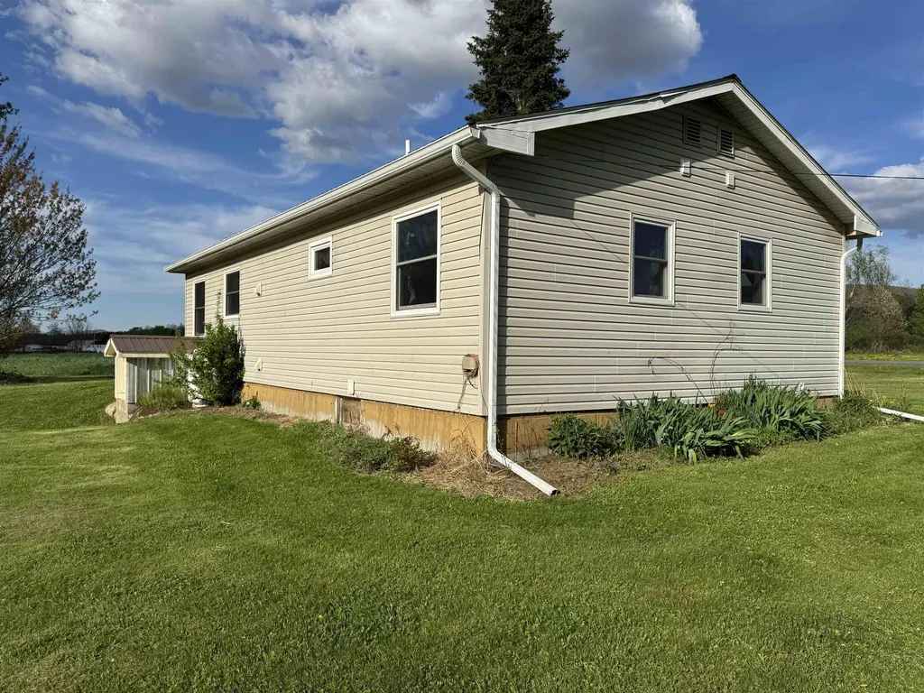 3382 Randolph Road Morristown VT 05661