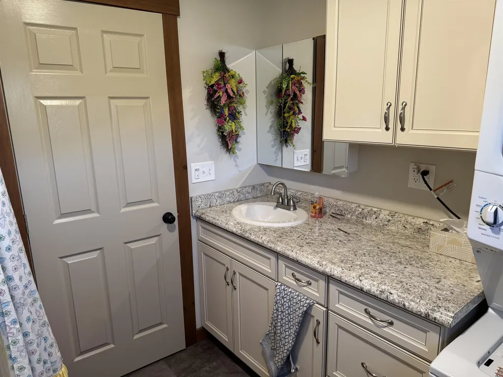 3382 Randolph Road Morristown VT 05661