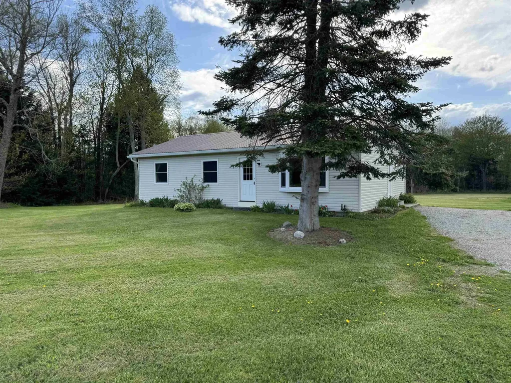 3382 Randolph Road Morristown VT 05661