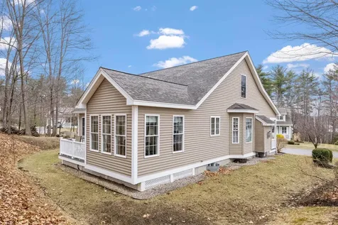 29 Port Way Laconia NH 03246