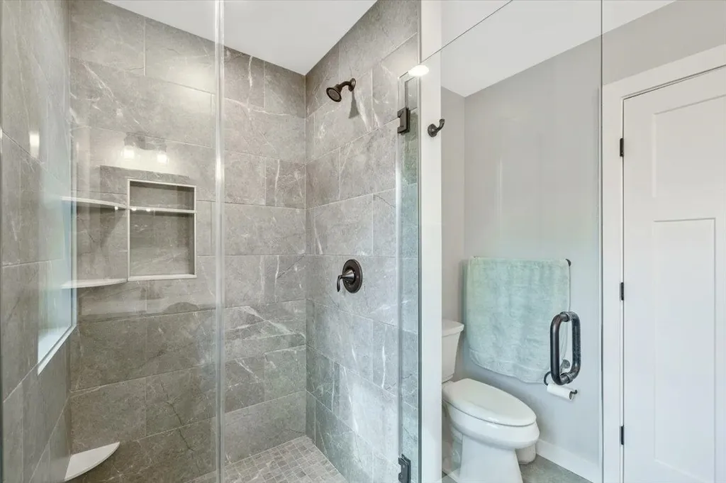 21 Dubuque Drive Grand Isle VT 05458