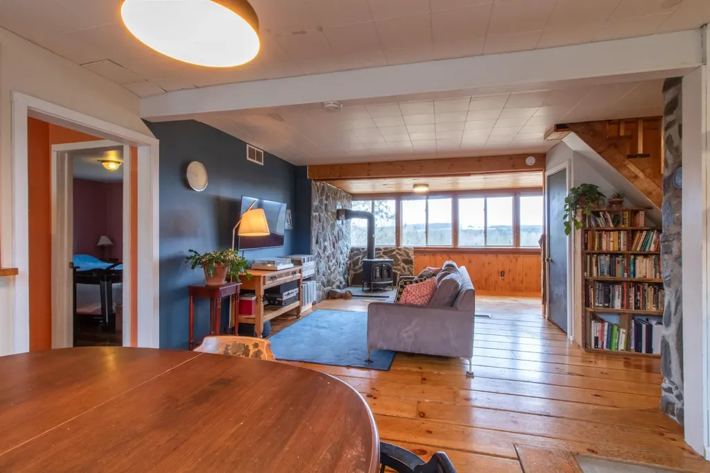 1423 Stearns Brook Road Holland VT 05830