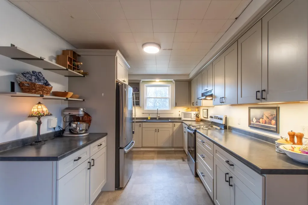 1423 Stearns Brook Road Holland VT 05830