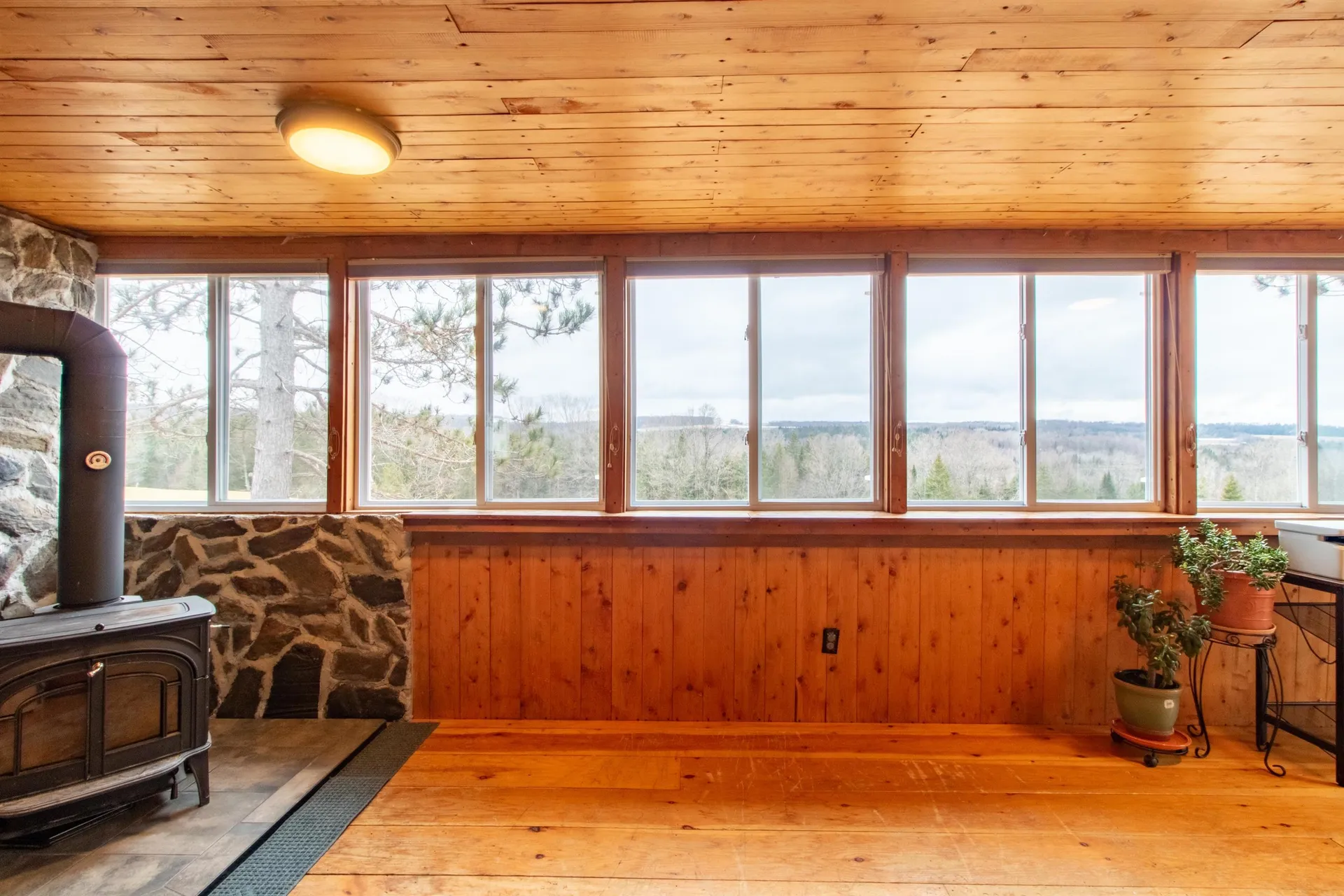 1423 Stearns Brook Road Holland VT 05830