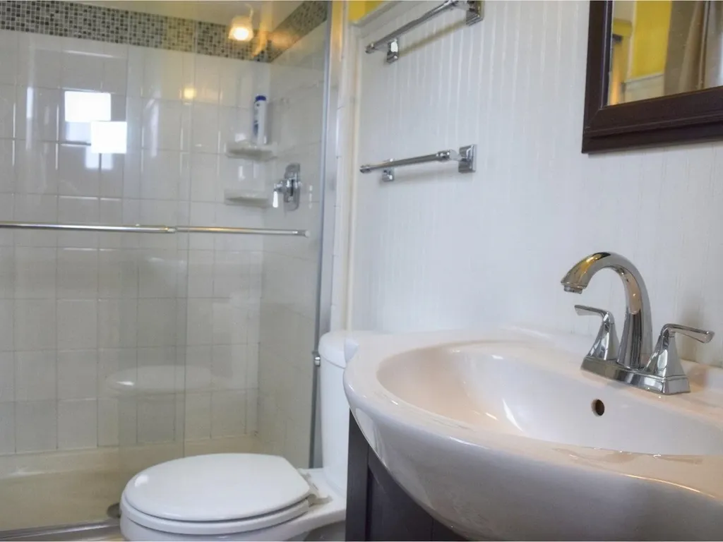 390 Hullcrest Road Shelburne VT 05482