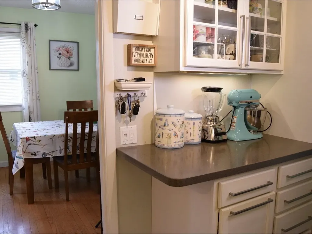 390 Hullcrest Road Shelburne VT 05482