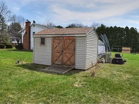 390 Hullcrest Road Shelburne VT 05482