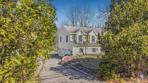 52 Whitehall Road Hooksett NH 03106