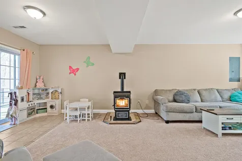 52 Whitehall Road Hooksett NH 03106