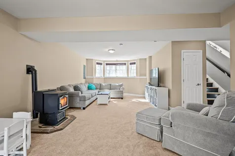 52 Whitehall Road Hooksett NH 03106