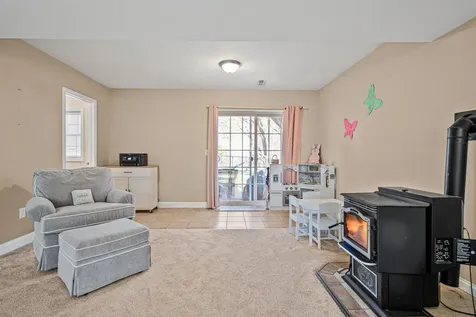 52 Whitehall Road Hooksett NH 03106
