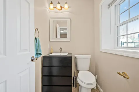 52 Whitehall Road Hooksett NH 03106