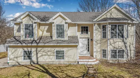 52 Whitehall Road Hooksett NH 03106