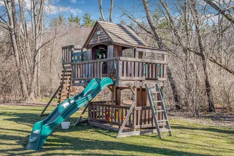 52 Whitehall Road Hooksett NH 03106