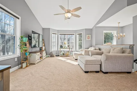 52 Whitehall Road Hooksett NH 03106