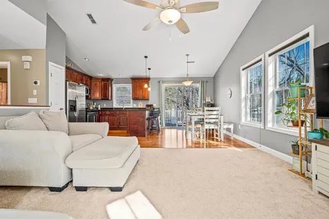 52 Whitehall Road Hooksett NH 03106