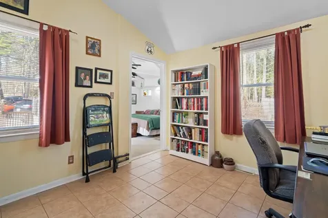 77 Holmes Road Barnstead NH 03225