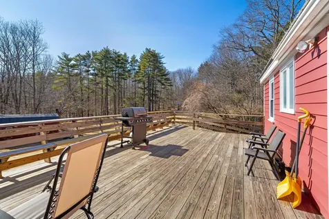 77 Holmes Road Barnstead NH 03225