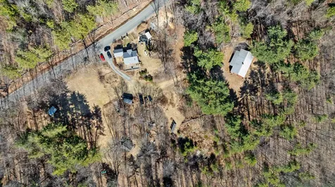 77 Holmes Road Barnstead NH 03225