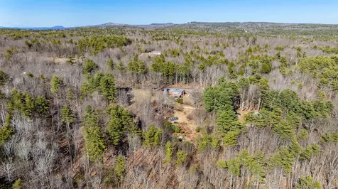 77 Holmes Road Barnstead NH 03225