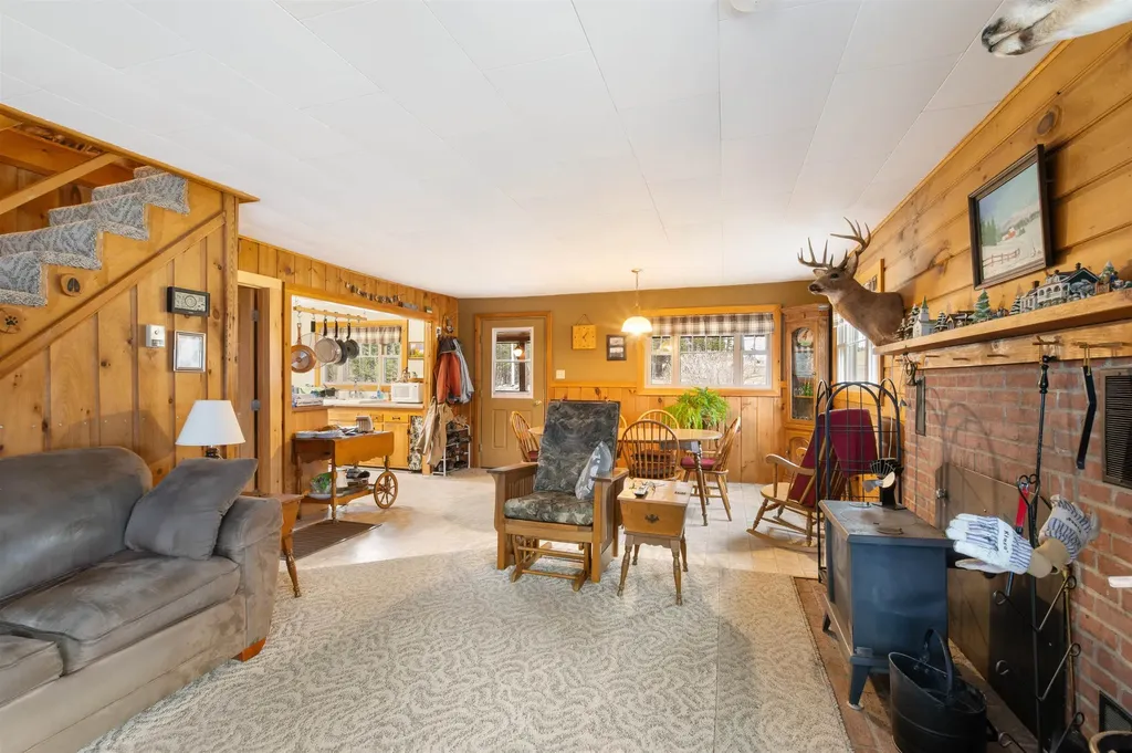 604 Hill Road Dummer NH 03588