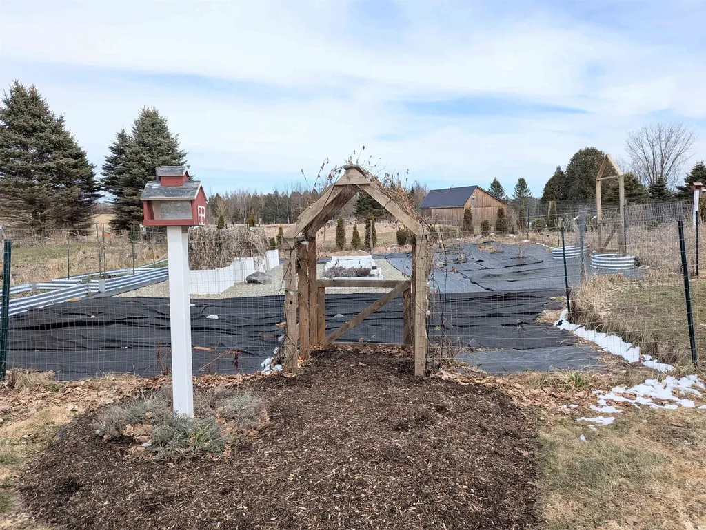 691 Old Stone House Road Brownington VT 05860