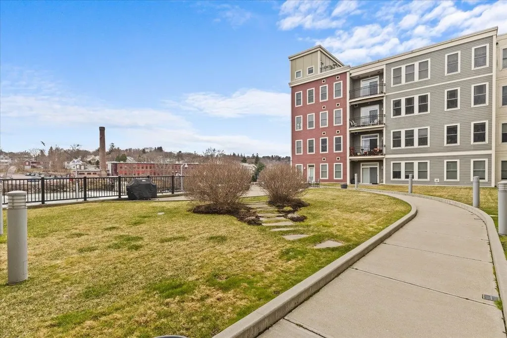 60 Winooski Falls Way Winooski VT 05404