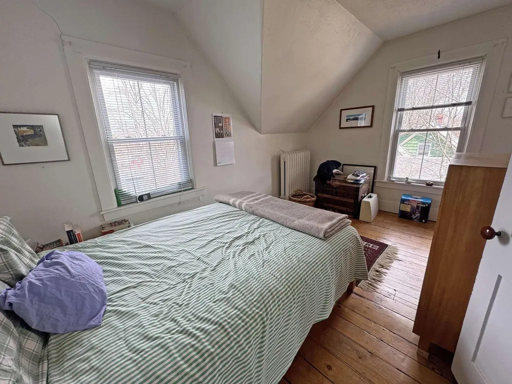 187 Maple Street Brattleboro VT 05301