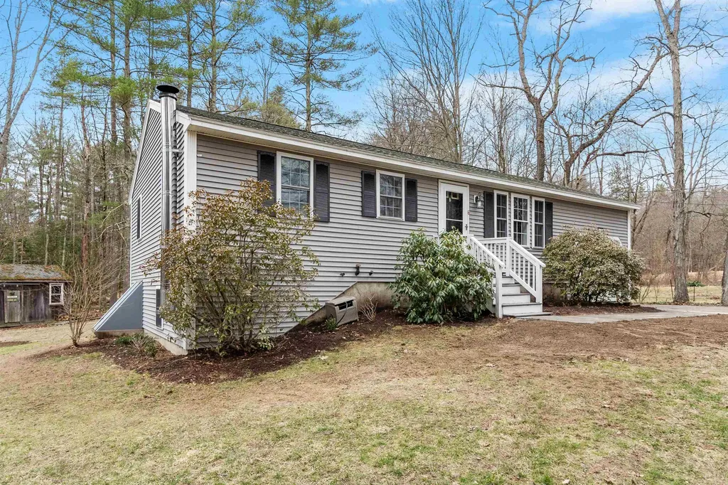 6 Kelley Lane Fremont NH 03044
