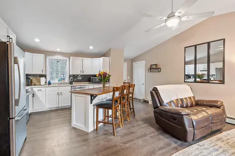 6 Kelley Lane Fremont NH 03044