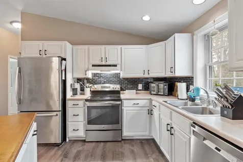 6 Kelley Lane Fremont NH 03044