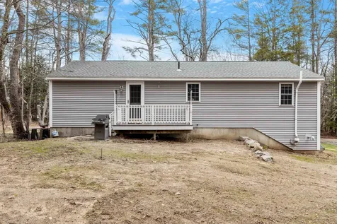6 Kelley Lane Fremont NH 03044