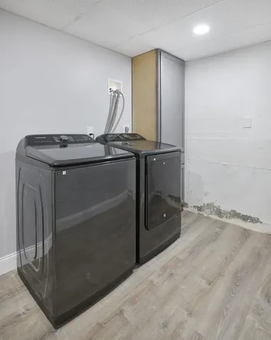 5 Holiday Avenue Derry NH 03038