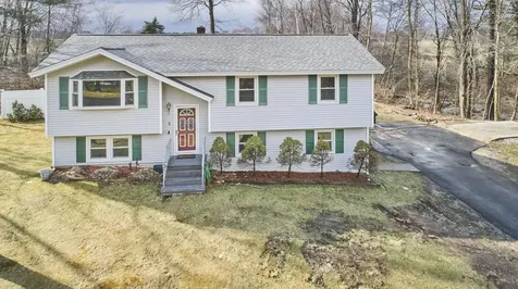 5 Holiday Avenue Derry NH 03038