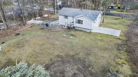 5 Holiday Avenue Derry NH 03038