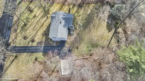 5 Holiday Avenue Derry NH 03038