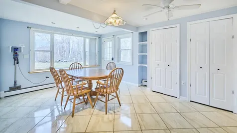 5 Holiday Avenue Derry NH 03038