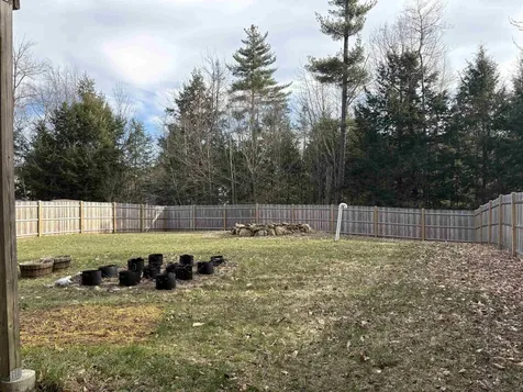 15 Nutter Circle Barnstead NH 03225