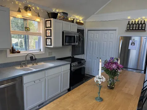 15 Nutter Circle Barnstead NH 03225