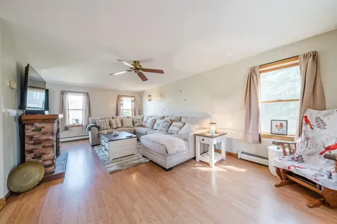 16 Tuxbury Road Plaistow NH 03865