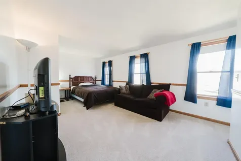 16 Tuxbury Road Plaistow NH 03865