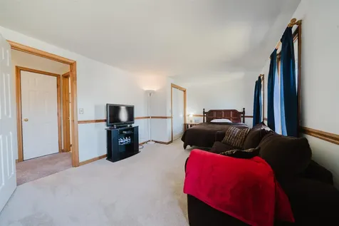 16 Tuxbury Road Plaistow NH 03865
