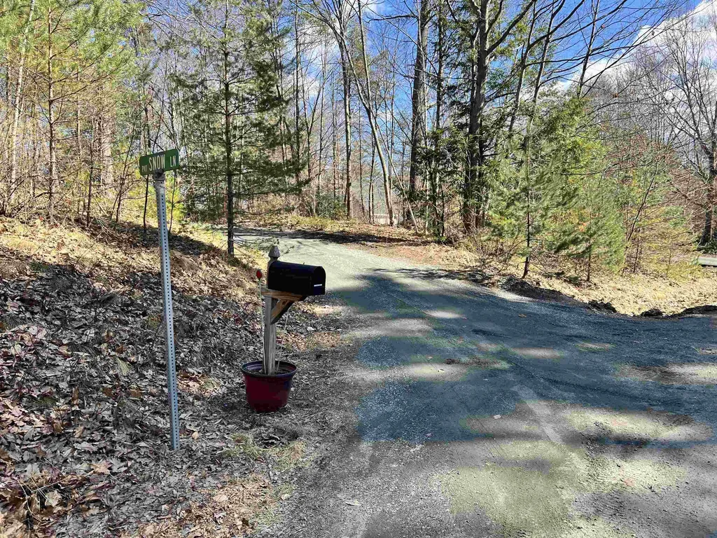 00 Snow Lane Windsor VT 05089