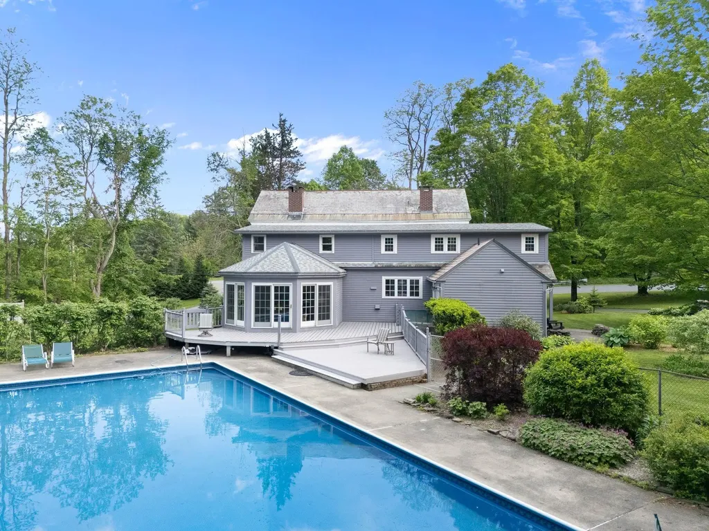 301 Maple Street Brattleboro VT 05301