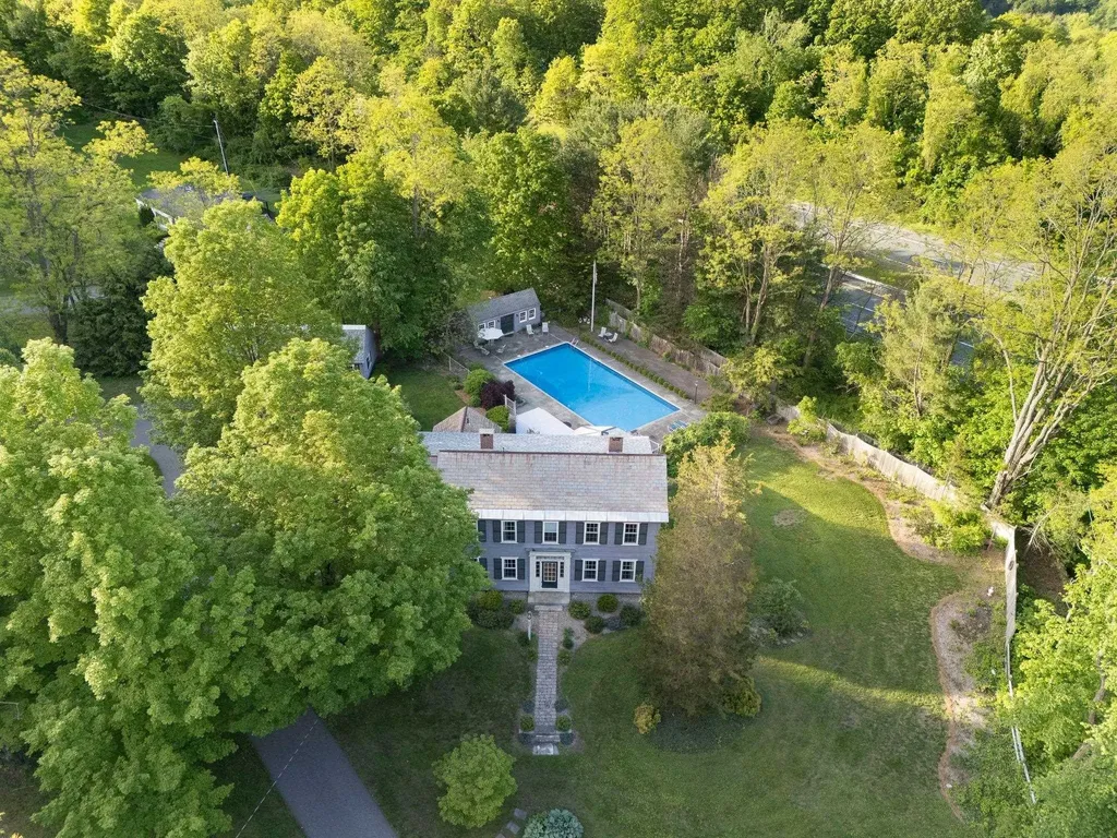 301 Maple Street Brattleboro VT 05301